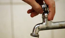 Casal faz reparo emergencial e afeta água em três cidades de Alagoas