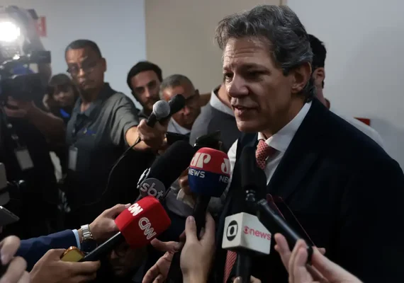 Tensão no Oriente Médio não deve abalar economia do Brasil, diz Haddad