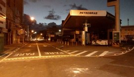 Via no Centro da cidade recebe nova sinalização horizontal