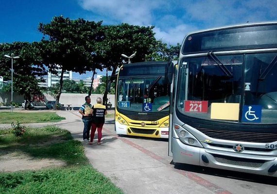 SMTT faz fiscalização em terminais de ônibus em Maceió