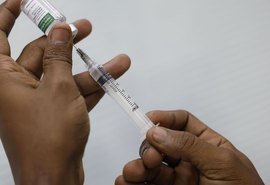 Dia D de vacinação contra a gripe mobiliza quatro regiões do país neste sábado