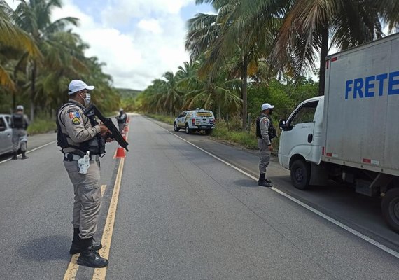 BPRV realiza patrulhamento em trechos da AL-101 Sul nesta terça