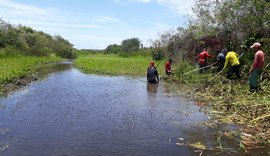 Prefeitura de Marechal Deodoro realiza limpeza especial no rio Regata