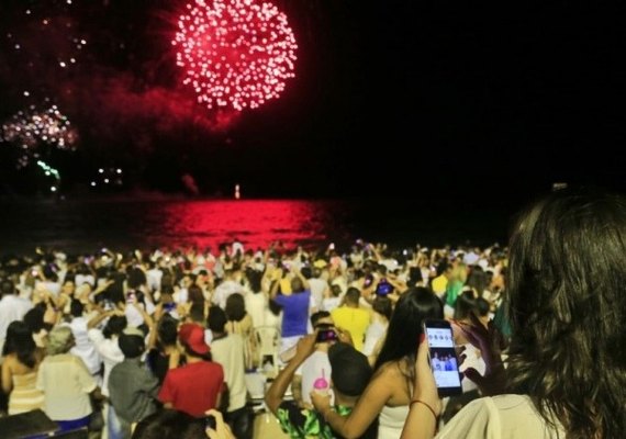 Eventos de Réveillon em AL serão restritos a 300 pessoas