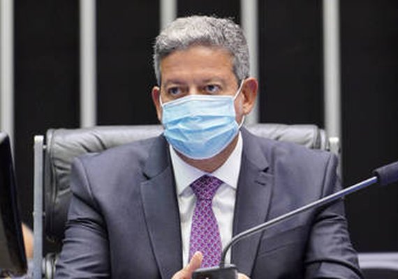 Pressionado por impeachment, Lira diz que o caso Covaxin saiu da esfera política