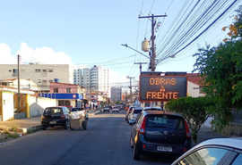 Obra de esgotamento sanitário interdita via na Jatiúca até abril