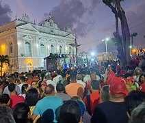 Em Maceió, Lula diz disputar eleição 'contra cidadão que não gosta de nordestinos'; veja vídeo