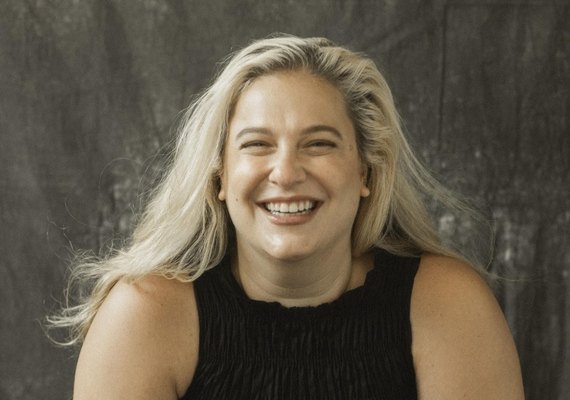 Alice Caymmi faz tributo emocionante a Nana Caymmi no Projeto Seis & Meia