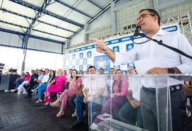 VHP representa Paulo em Pilar, inaugura escola e anuncia 300 moradias