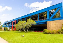 Detran-AL abre concurso com 116 vagas e salários de até R$ 7,8 mil