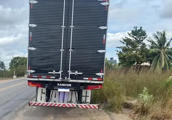 Caminhão com bebidas sem nota é parado na BR-101 em São Sebastião
