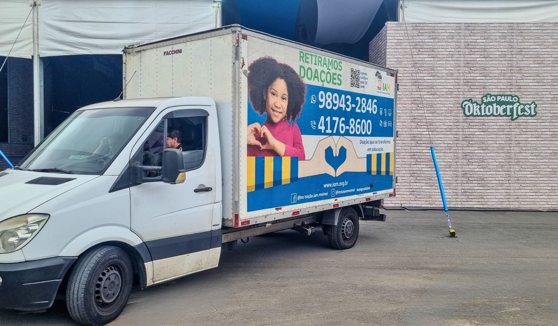 São Paulo Oktoberfest entrega alimentos arrecadados com ingressos solidário à Instituição Assistencial MEMEI