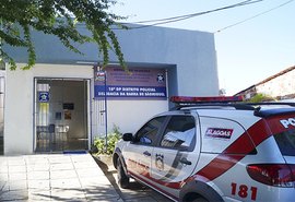 Polícia encerra festa clandestina com mais de 400 pessoas