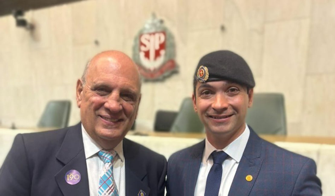 Cesar Romão recebe medalha da Constituição em sessão solene na Alesp – SP