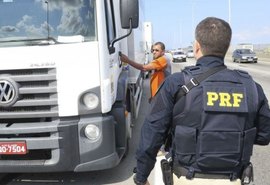 PRF reforça ações de combate a covid-19 durante feriado