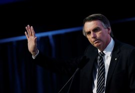 Bolsonaro usa ameaça de volta do PT para tentar apoio no Congresso