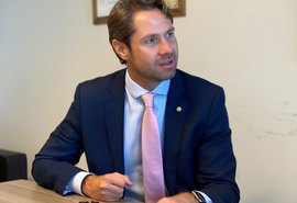 Pedro Vilela anuncia aprovação de PL que garante precatórios ao magistério