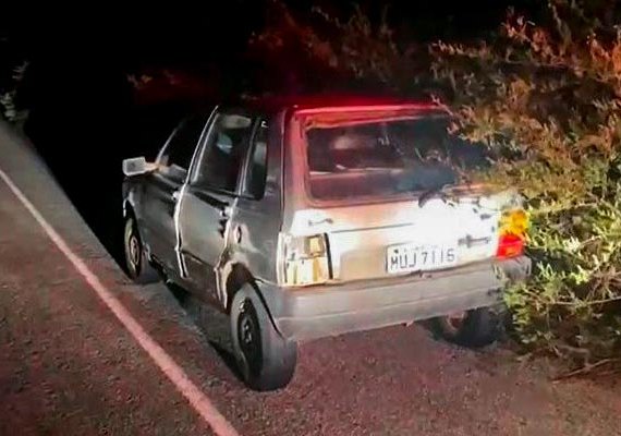 Corpo encontrado dentro de carro em AL permanece no IML de Arapiraca