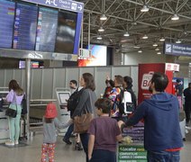 Monitor de publicidade de aeroporto exibe imagens pornográficas