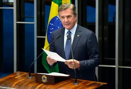 Collor recusa convite de Doria para tomar vacina