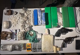 Operação policial prende dupla e apreende mais de 8 quilos de drogas na parte alta de Maceió
