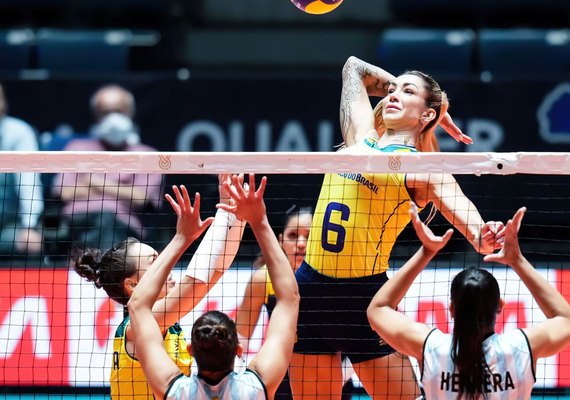 Brasil vence Argentina na estreia do pré-olímpico de vôlei feminino