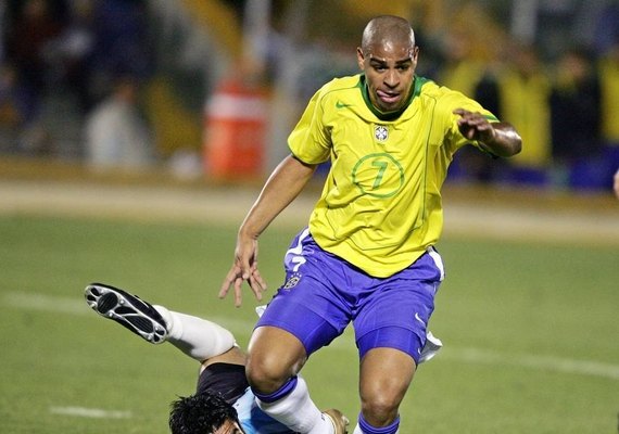 Brasil na Copa América-2004 e Federer x Djokovic entre os jogos da TV