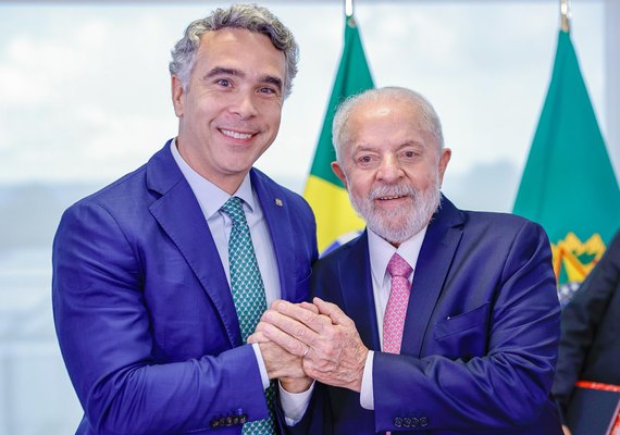 Governo Lula dá bolsa de até R$ 3 mil por ano a estudantes, inspirado em AL; entenda