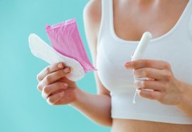 Bolsonaro veta distribuição gratuita de absorventes a mulheres de baixa renda