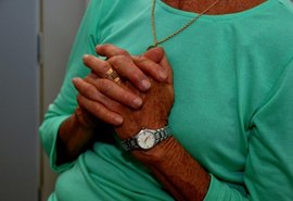 Quase 3 mil alagoanos com HIV estão em tratamento com antirretrovirais