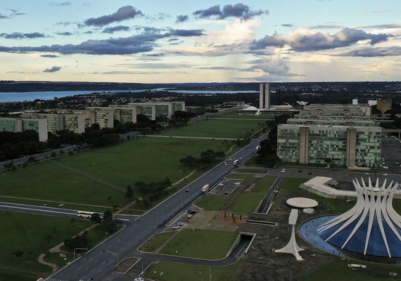 Servidores públicos federais terão ponto facultativo no dia 22 de abril