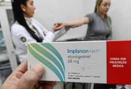 SUS qualifica profissionais para ampliar oferta de implantes hormonais