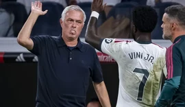 “Merece ser ajudado”: Mourinho abre o jogo sobre fase de Vini Jr.