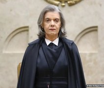 Cármen Lúcia antecipa saída da Presidência do TSE