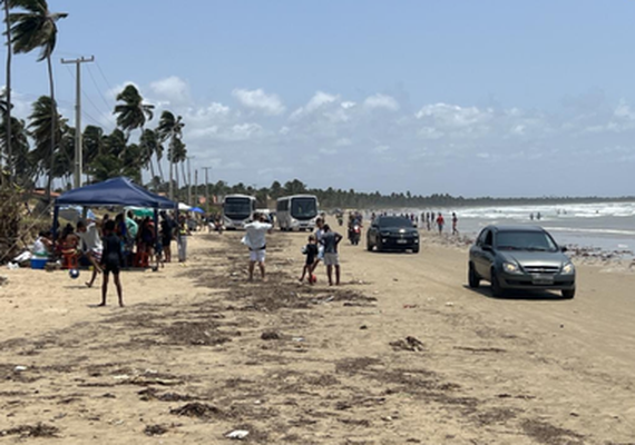 MPF entra com ação para probir a circulação de veículos na praia do Pontal do Peba