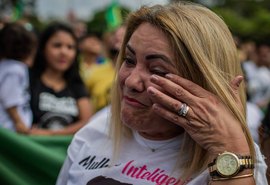 Ex-mulher acusou Bolsonaro de furto de cofre e agressividade