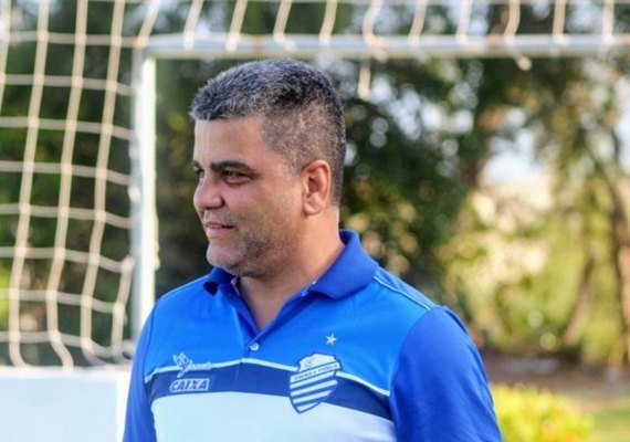 Marcelo Cabo muda lateral do CSA e começa a definir time para jogo contra o CEO