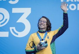 Brasil domina a piscina de Santiago e se despede da natação com 67 ouros e 120 pódios