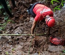 Após três anos da tragédia, bombeiros localizam nova ossada em área de buscas em Brumadinho