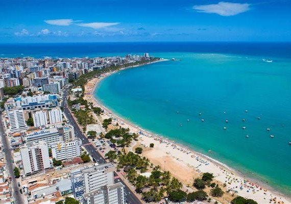 Turismo tem prejuízo de R$ 1,5 bilhão em Alagoas