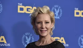 Atriz Anne Heche sofreu lesão cerebral e não deve sobreviver