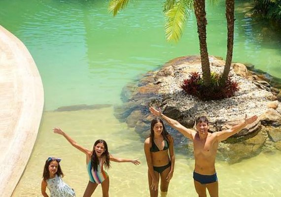 Vídeo: com salário fixo de 600 mil, Rodrigo Faro se nega pagar R$ 400 a piscineiro e revolta a web