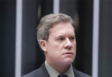 Marx Beltrão pede retirada de projeto sobre apps da pauta