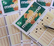 Mega-Sena acumula e 24 apostas de AL acertam a quadra