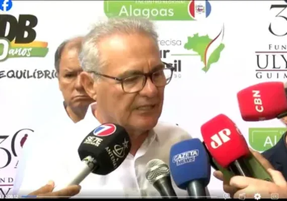 Renan quer “proximidade” com JHC: “para onde for, será bom candidato”