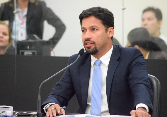 Rodrigo Cunha se mantém neutro no 2º turno