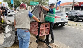 Fiscalização derruba construções irregulares em três pontos de Maceió