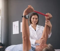 Parkinson: acompanhamento especializado garante qualidade de vida