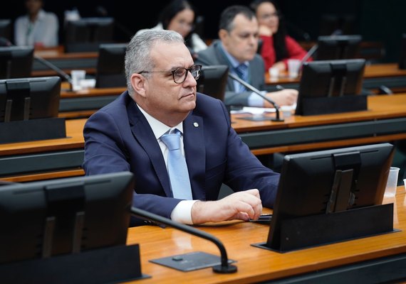 Alfredo Gaspar aprova Projeto de Lei que garante proteção a advogados sob ameaça