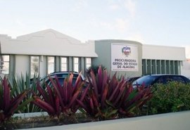 Malaquias encerra gestão  e Samya Suruagy assume como Procuradora-Geral de Alagoas